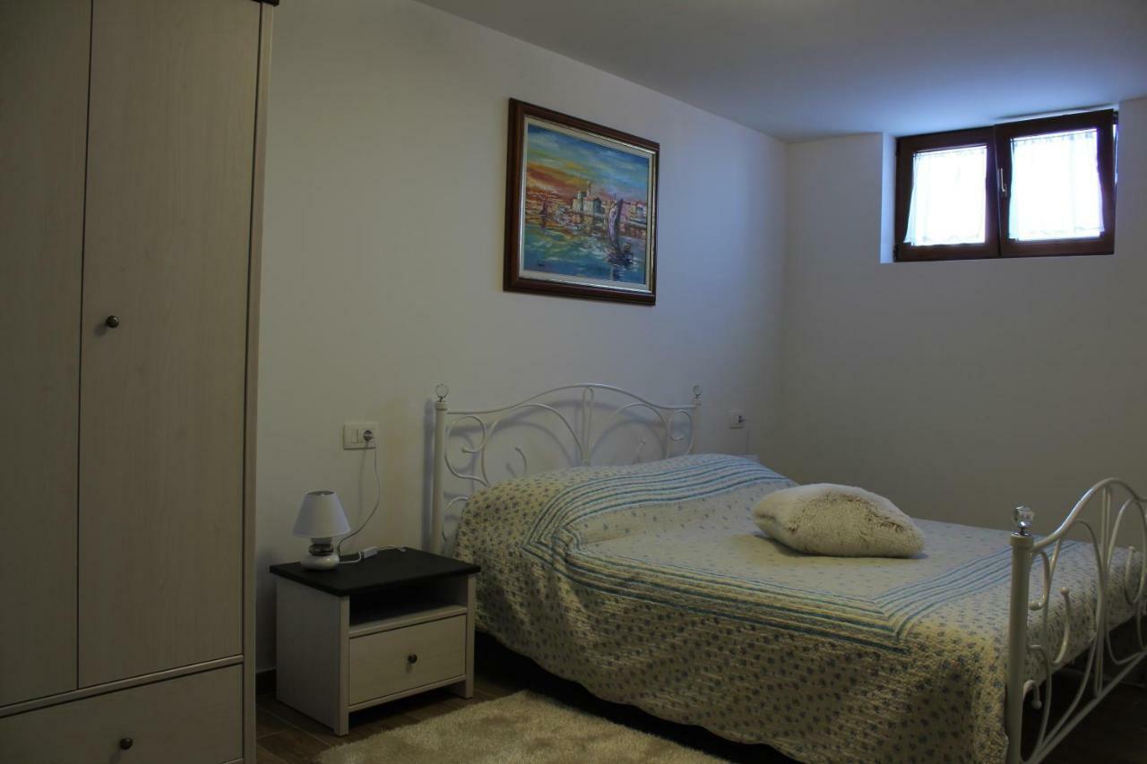 Apartman Robi Nova Vas  Dış mekan fotoğraf